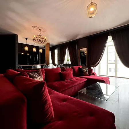 Super 2-storey Apartment