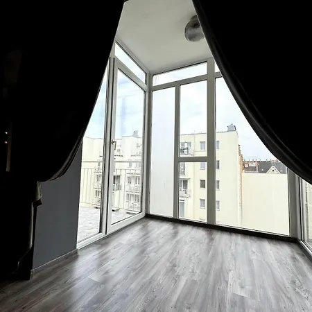 Super 2-storey